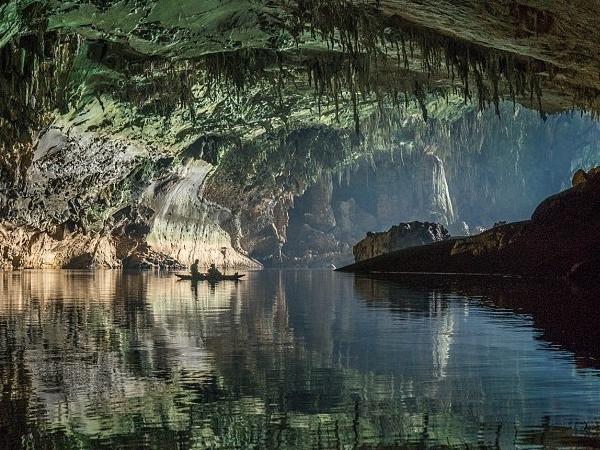 The Nam Hin Bun River formed Kong Cave, creating a unique underground landscape.